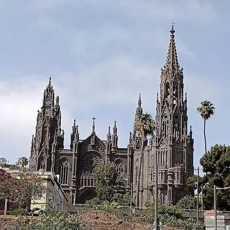 Retiro Junto A La Montana * 阿鲁卡斯